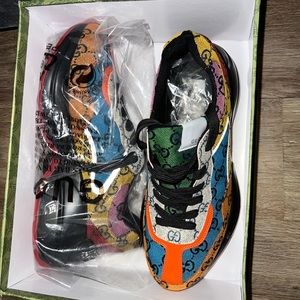 Gucci sneakers NIB